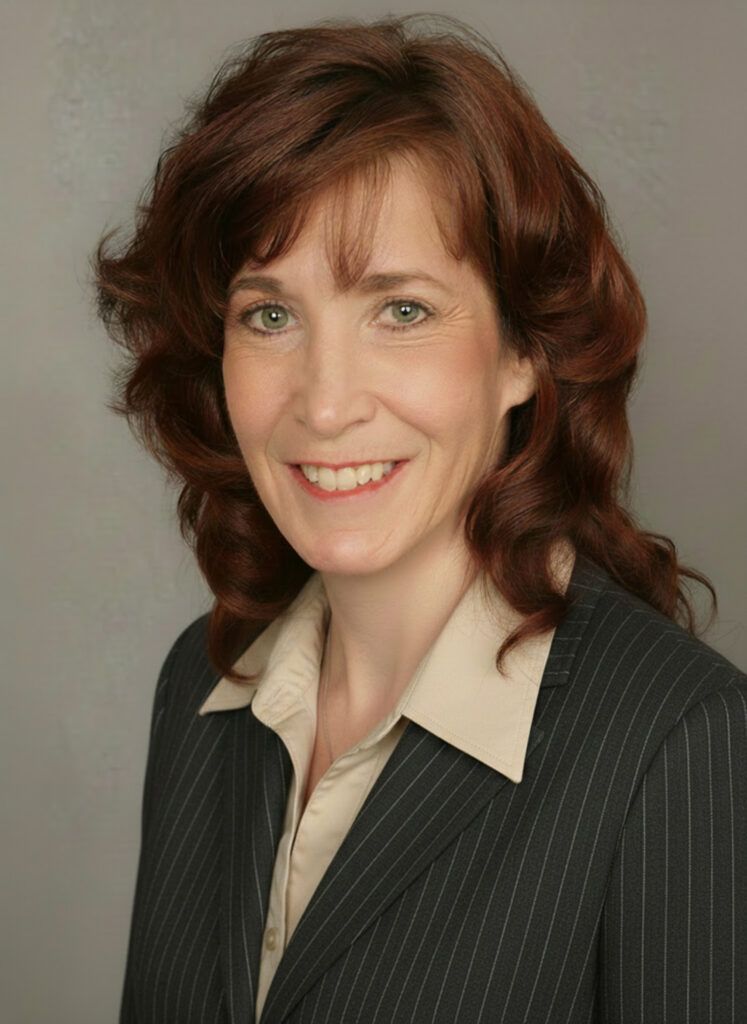 img 7676 (crop) realtor of the year edited with new attire